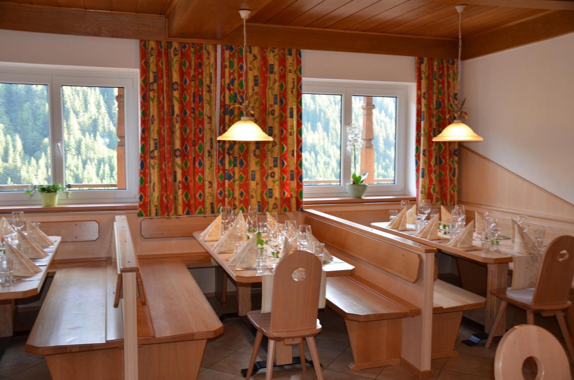 Ski In-Ski Out - Gaestehaeuser Saalbach-Hinterglemm - Wallegghof Christianhof 외부 사진